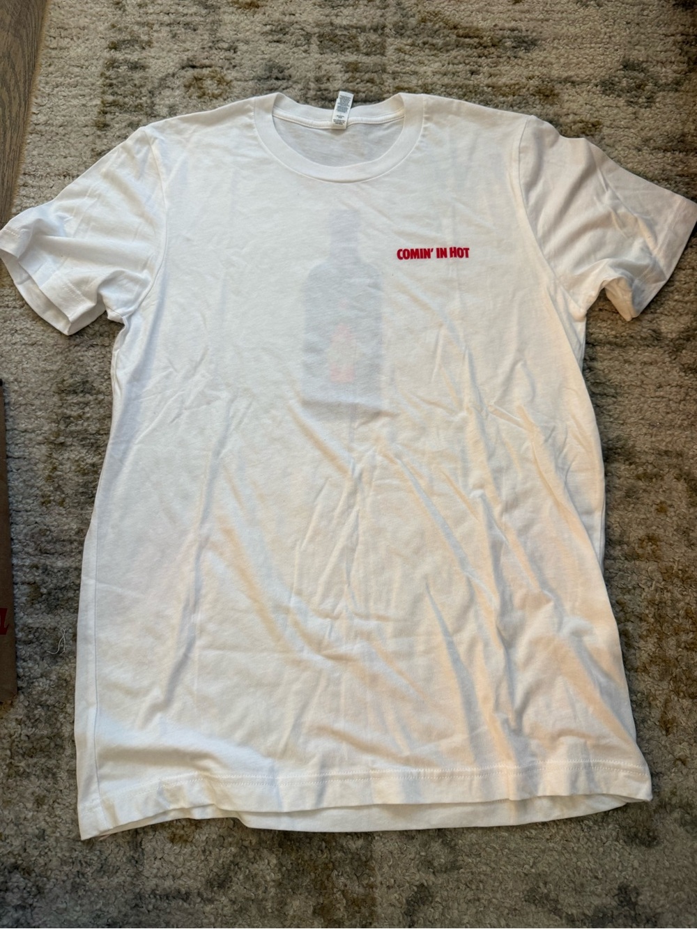 NEW Comin’ In Hot Tabasco Hot Sauce Graphic T-Shirt Sz Medium Bella+Canvas